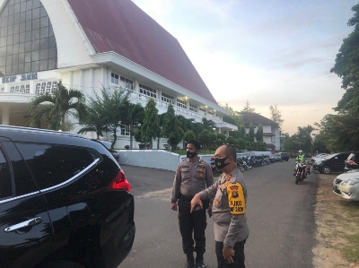 Kapolda Jambi Irjen Pol A Rachmad Wibowo, Cek Pengamanan di Beberapa Gereja di Kota Jambi