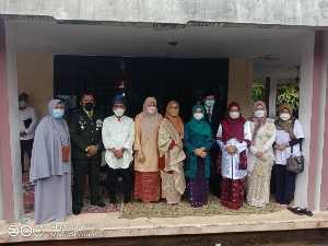 Isteri Gubernur Jambi Kunjungi Rumah Keluarga Pahlawan Sultan Taha Syaifudin