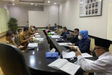 Pansus IV LKPJ DPRD Kota Jambi Gelar RDP Bersama Dinsos dan Disdik