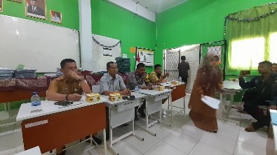 Kepala SMP 17 Kota Jambi  Bantah Pengeroyokan Kakak Kelas pada Siswa Baru