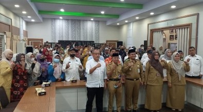 Wawako Maulana  Pemateri Kegiatan  LPM dan KPM Se-Kota Jambi