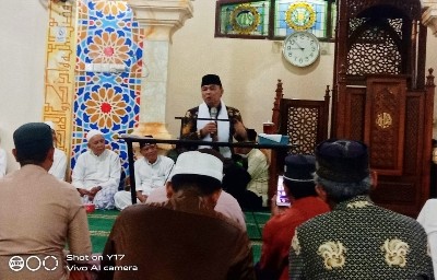 Ustad Fikri Haikal  Ibadah Harus Membentuk Umat yang Berkepribadian Rahmatan Lil Alamin 