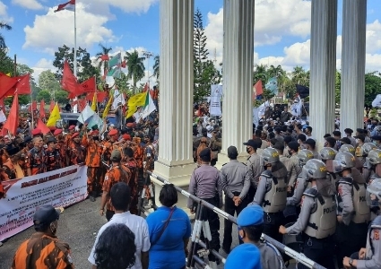 Tolak RUU HIP, Ratusan Massa Unjuk Rasa di Kantor DPRD Provinsi Jambi