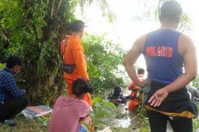 Diburu BNNP Jambi Dua Pengedar Narkoba  Nyeburkan ke Danau Sipin