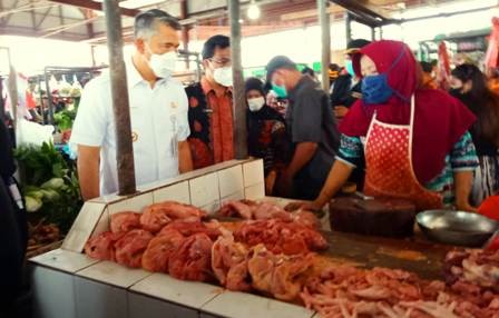 Harga Daging Ayam Potong Melonjak