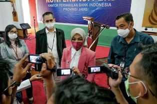 Ingin Tukar Uang Baru di Mobil Kas keliling, BI Pakai Aplikasi Pintar