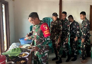 Pagi Penuh Hangat di Kesongo: Satgas TMMD 129 Bojonegoro dan Warga Santap Sarapan, Kemanunggalan Menguat