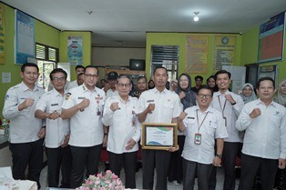 cantik.jpg