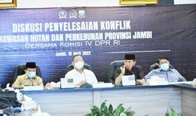 Dewan Bersama Komisi IV DPR RI, Bahas Penyelesaian Konflik di Kawasan Hutan dan Perkebunan