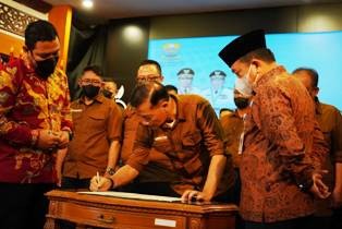 Al Haris Ajak Forum CSR Bersinergi Bangun Jambi