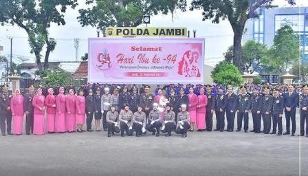 Kapolda Jambi Ajak Perempuan Jambi Peringatan Hari Ibu dengan Peran dan Karya Nyata