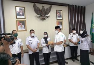 Camat dan Lurah Mendapat Apresiasi dari BPPRD Kota Jambi  dari Capaian 100 Persen Realisasi PBB 2021