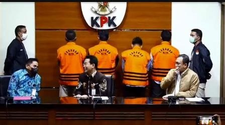 KPK Tahan 10 Tersangka Kasus Suap Ketok Palu Dana RAPBD Provinsi Jambi 2017