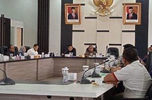 Komisi III DPRD Provinsi Jambi Sepakat Penentuan Lokasi Stadion Center Diserahkan pada Pemprov   