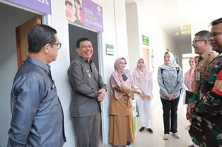 Kabupaten Layak Anak, Wakil Bupati Katamso Meninjau Langsung Puskesmas Sungai Saren Kecamatan Bram Itam