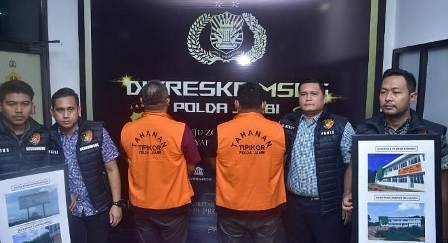 Ditreskrimsus Polda Jambi Menahan Dua Orang Tersangka Korupsi