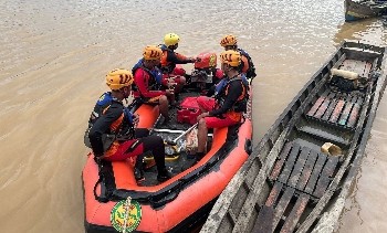 Warga Rukam Diduga Kesurupan Jatuh ke Sungai Batanghari