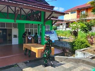 Karya Bakti Korem 042/Gapu Sentuh Anak Yatim di Jambi Selatan