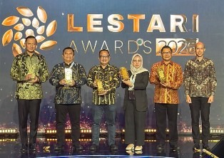 lestari.jpg