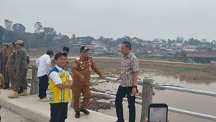 Bersiap Hadapi Musim Hujan dan Banjir, Pemkot Jambi dan DPR RI Tinjau Progres Pembangunan Kolam Retensi Telago Kajang Lako