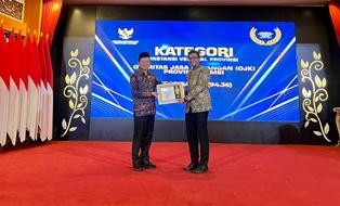 OJK Provinsi Jambi Raih Penghargaan Keterbukaan Informasi Publik Tahun 2025 Kategori Instansi Vertikal